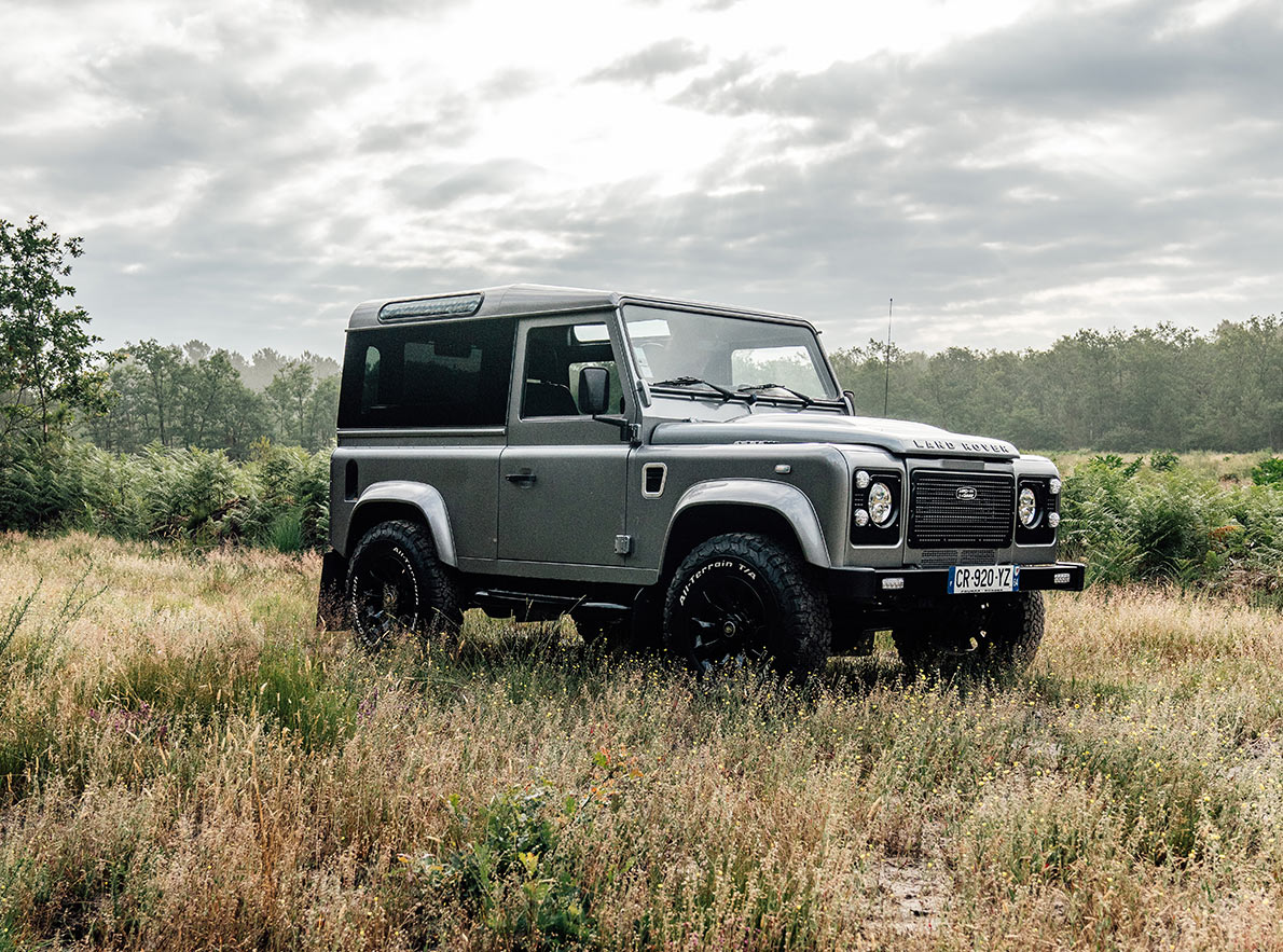 Defender 90 Panoramic Grey